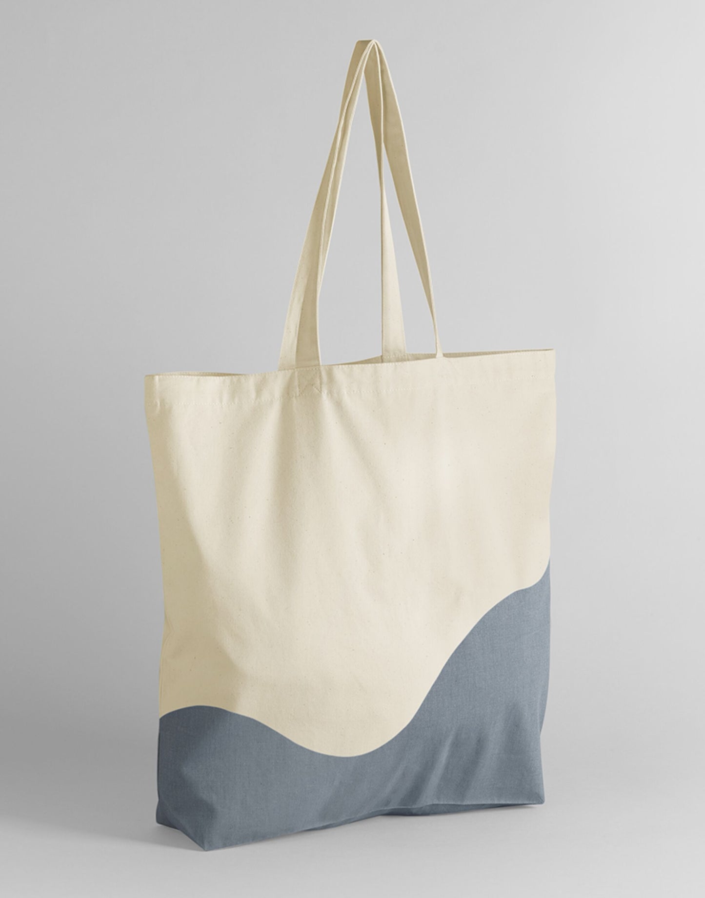 Wave Print Maxi Tote